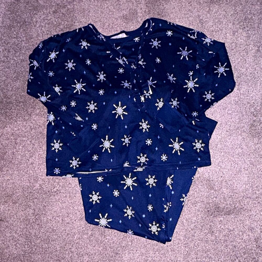 Women's Blue and White Snowflake PJ Set Size XXL NWT A2